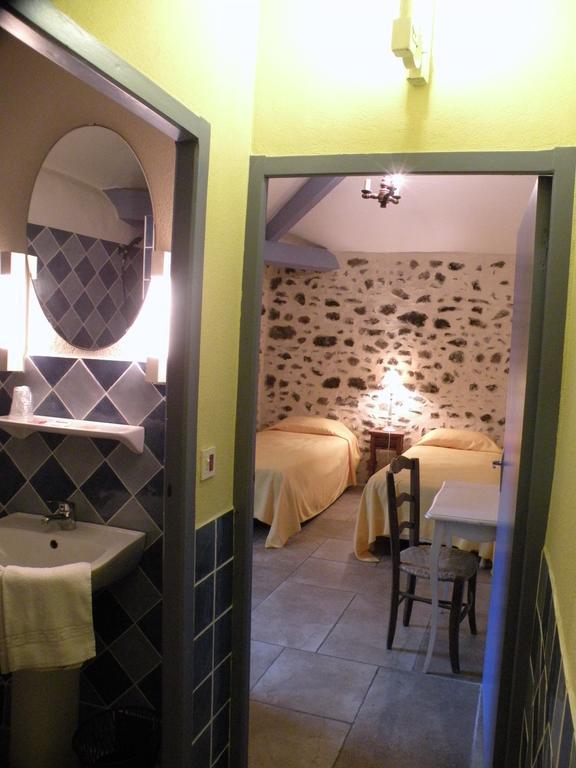 Hotel L'Oronge แซ็ง-ฌอง-ดู-การ์ ภายนอก รูปภาพ